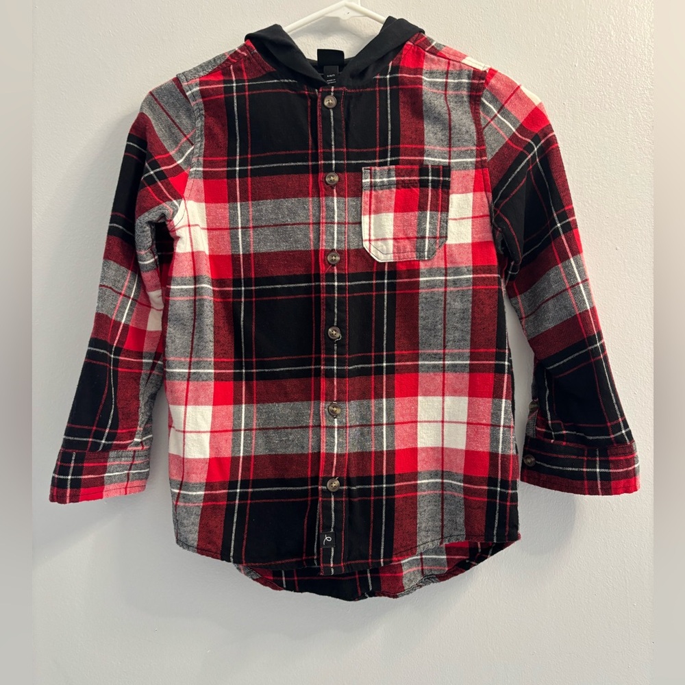art class kid’s Red, Black, and White Plaid Button Down Shirt Size 6/7